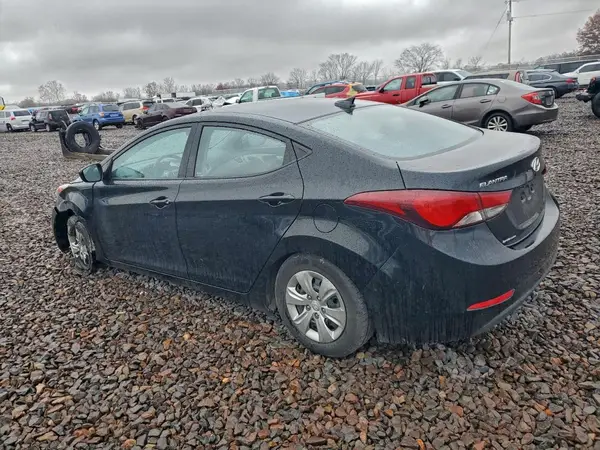 KMHDH4AE5GU647052 2016 HYUNDAI ELANTRA - Image 2