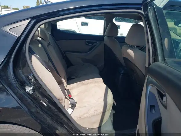 KMHDH4AE6GU480829 2016 HYUNDAI ELANTRA - Image 8