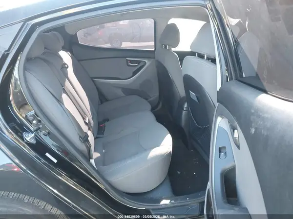 KMHDH4AE6GU481060 2016 HYUNDAI ELANTRA - Image 8