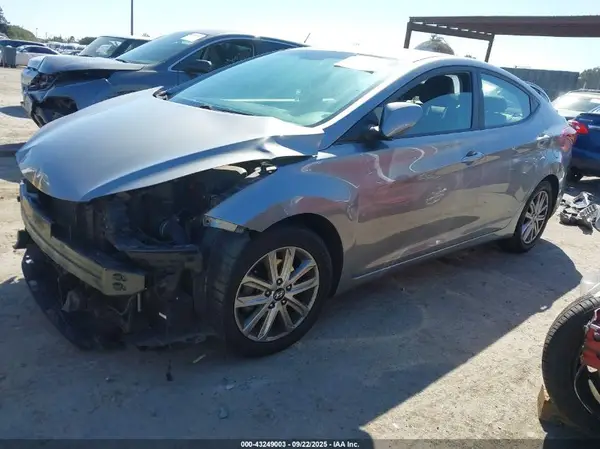 KMHDH4AE6GU481737 2016 HYUNDAI ELANTRA - Image 2