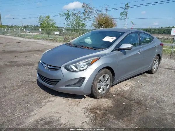 KMHDH4AE6GU482208 2016 HYUNDAI ELANTRA - Image 2