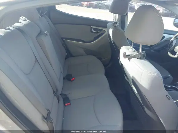 KMHDH4AE6GU484508 2016 HYUNDAI ELANTRA - Image 8