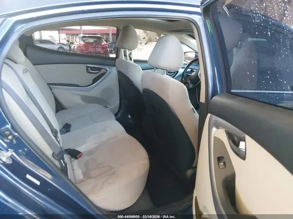 KMHDH4AE6GU491541 2016 HYUNDAI ELANTRA - Image 8