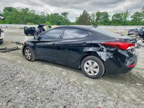 KMHDH4AE6GU517023 2016 HYUNDAI ELANTRA - Image 2