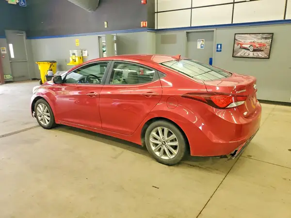 KMHDH4AE6GU517930 2016 HYUNDAI ELANTRA - Image 2