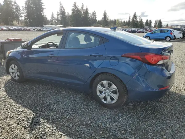 KMHDH4AE6GU517958 2016 HYUNDAI ELANTRA - Image 2