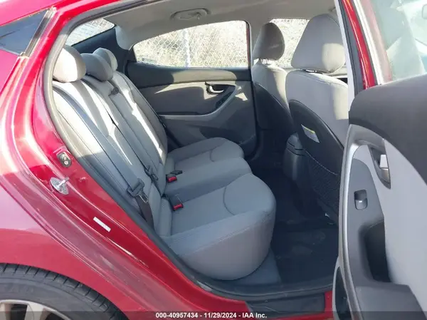 KMHDH4AE6GU518866 2016 HYUNDAI ELANTRA - Image 8