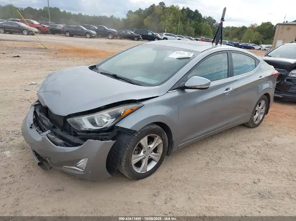 KMHDH4AE6GU520407 2016 HYUNDAI ELANTRA - Image 2