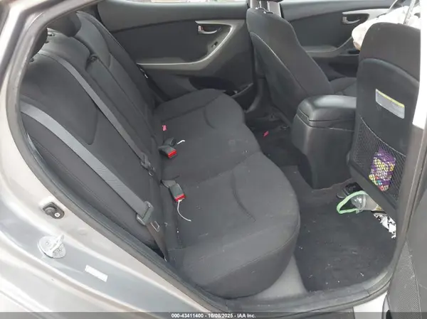 KMHDH4AE6GU520407 2016 HYUNDAI ELANTRA - Image 8