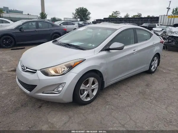 KMHDH4AE6GU520651 2016 HYUNDAI ELANTRA - Image 2