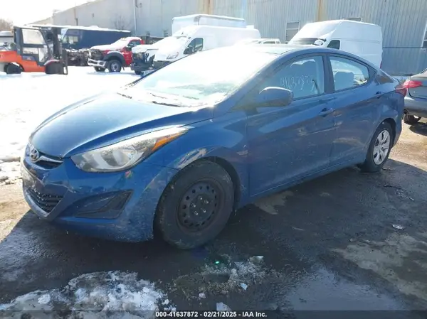 KMHDH4AE6GU523436 2016 HYUNDAI ELANTRA - Image 2