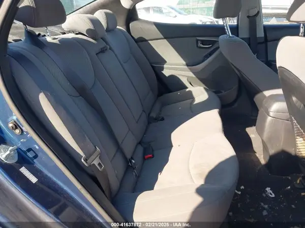 KMHDH4AE6GU523436 2016 HYUNDAI ELANTRA - Image 8