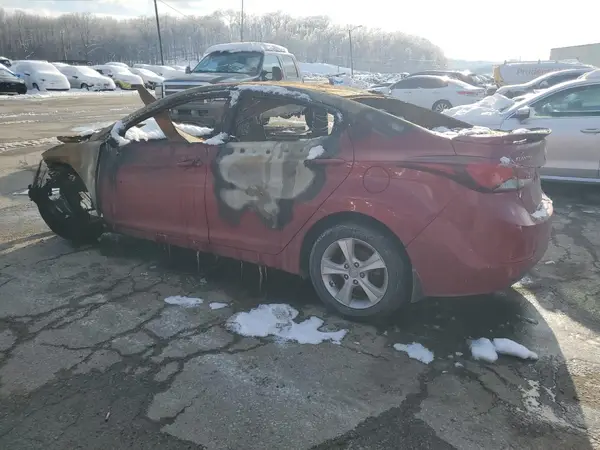 KMHDH4AE6GU527857 2016 HYUNDAI ELANTRA - Image 2