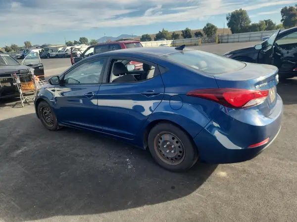 KMHDH4AE6GU531553 2016 HYUNDAI ELANTRA - Image 2