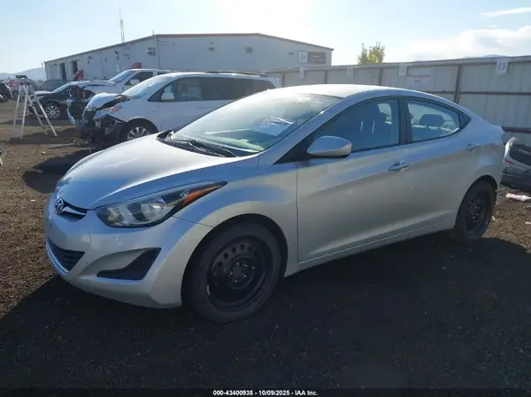 KMHDH4AE6GU542911 2016 HYUNDAI ELANTRA - Image 2