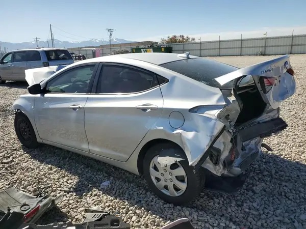 KMHDH4AE6GU543024 2016 HYUNDAI ELANTRA - Image 2