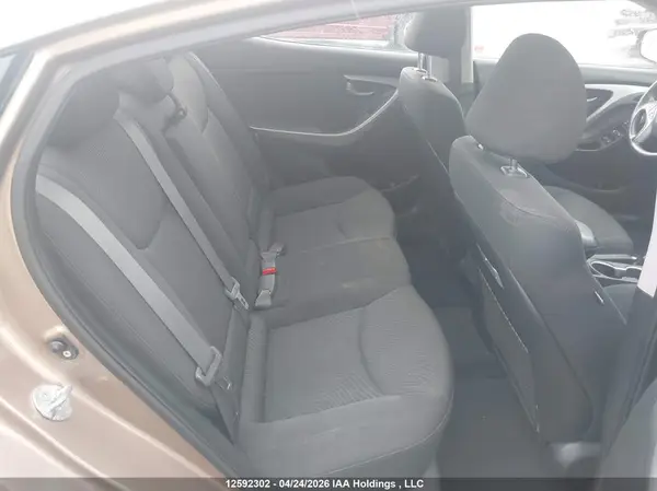 KMHDH4AE6GU550488 2016 HYUNDAI ELANTRA - Image 8