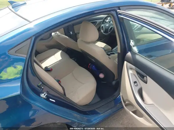 KMHDH4AE6GU556999 2016 HYUNDAI ELANTRA - Image 8