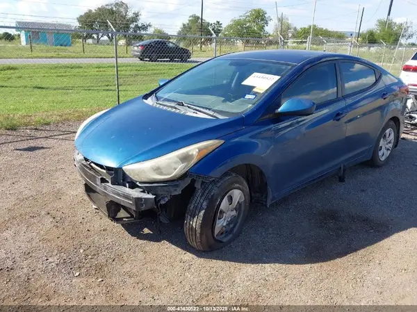 KMHDH4AE6GU584494 2016 HYUNDAI ELANTRA - Image 2