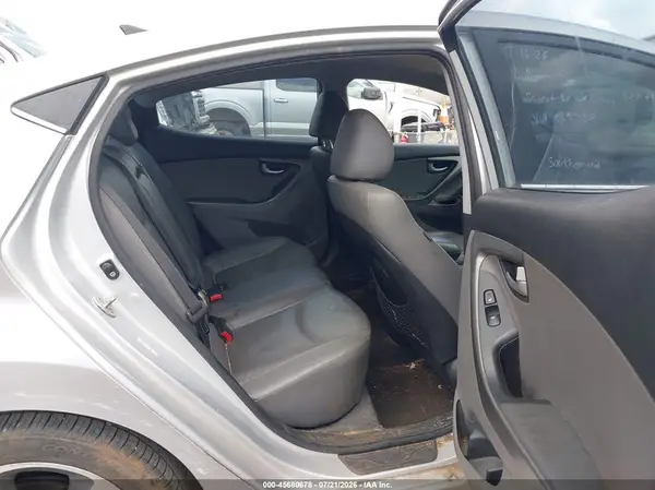 KMHDH4AE6GU589730 2016 HYUNDAI ELANTRA - Image 8