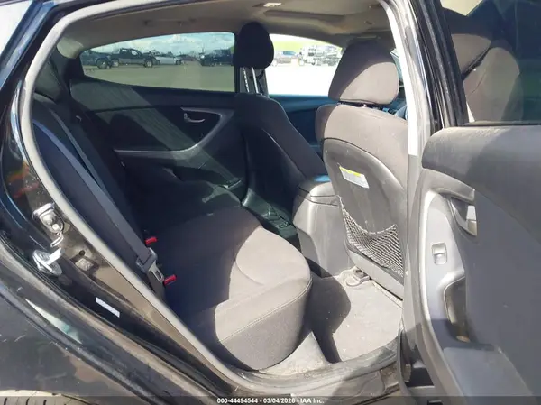 KMHDH4AE6GU592952 2016 HYUNDAI ELANTRA - Image 8