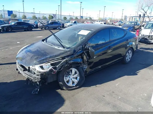 KMHDH4AE6GU601701 2016 HYUNDAI ELANTRA - Image 2