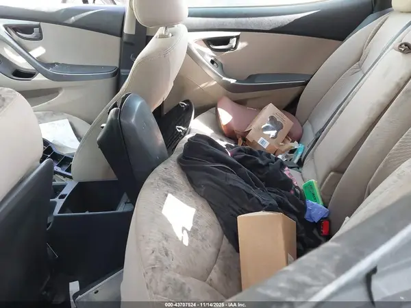 KMHDH4AE6GU606655 2016 HYUNDAI ELANTRA - Image 8