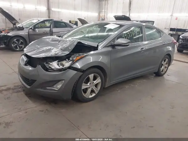 KMHDH4AE6GU609667 2016 HYUNDAI ELANTRA - Image 2