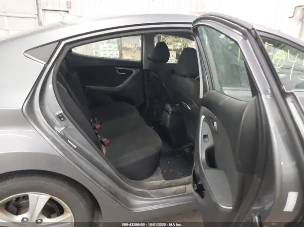 KMHDH4AE6GU609667 2016 HYUNDAI ELANTRA - Image 8