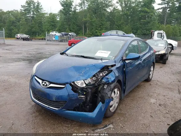 KMHDH4AE6GU636061 2016 HYUNDAI ELANTRA - Image 2