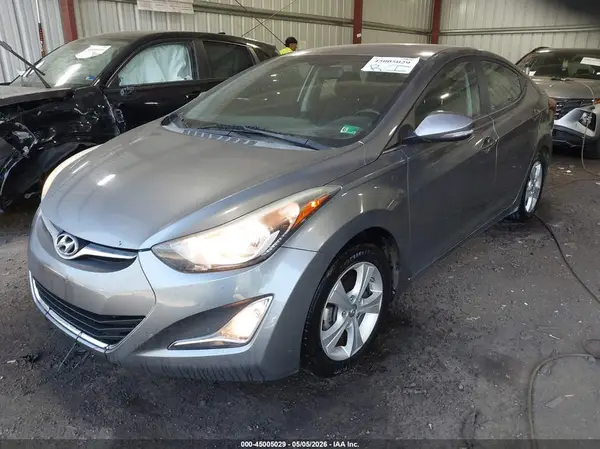 KMHDH4AE6GU645035 2016 HYUNDAI ELANTRA - Image 2