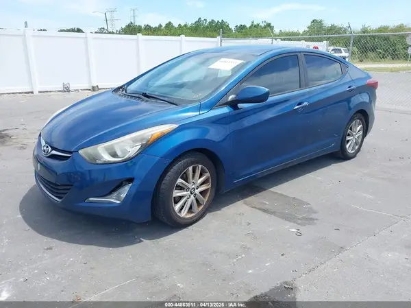 KMHDH4AE7GU485909 2016 HYUNDAI ELANTRA - Image 2