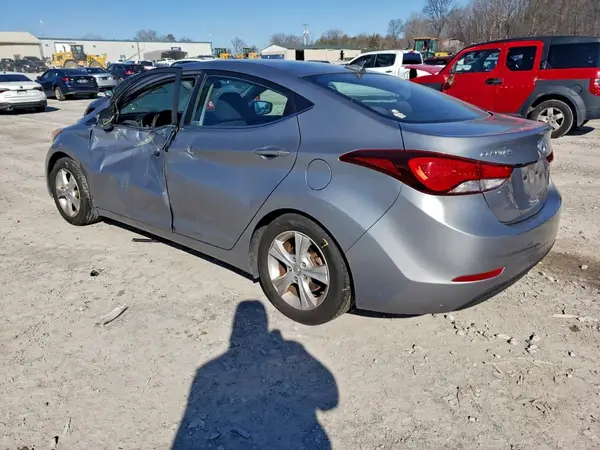KMHDH4AE7GU489930 2016 HYUNDAI ELANTRA - Image 2