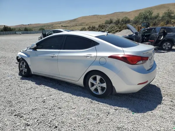 KMHDH4AE7GU490673 2016 HYUNDAI ELANTRA - Image 2