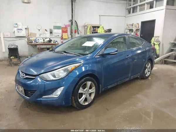 KMHDH4AE7GU505897 2016 HYUNDAI ELANTRA - Image 2