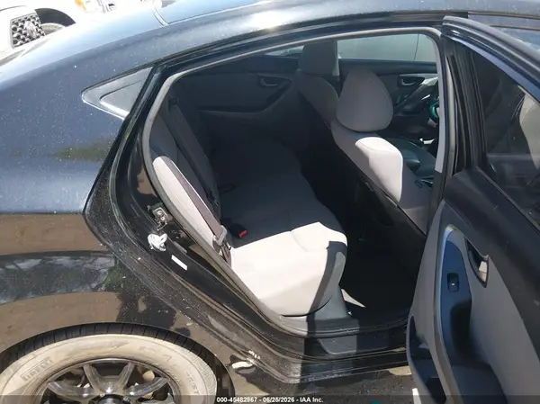 KMHDH4AE7GU512395 2016 HYUNDAI ELANTRA - Image 8