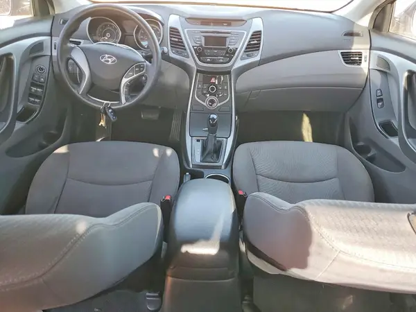 KMHDH4AE7GU516303 2016 HYUNDAI ELANTRA - Image 8