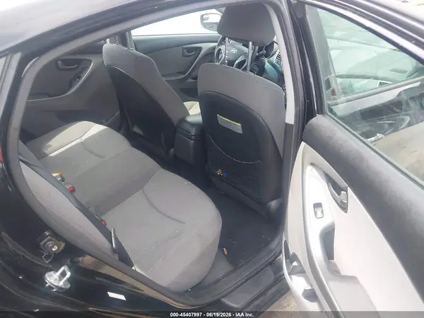 KMHDH4AE7GU519086 2016 HYUNDAI ELANTRA - Image 8