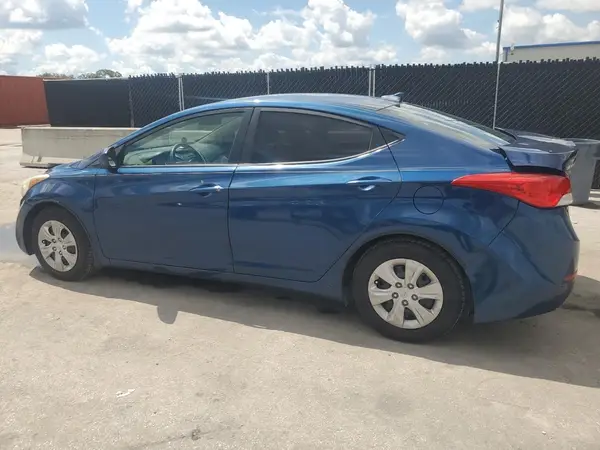 KMHDH4AE7GU543758 2016 HYUNDAI ELANTRA - Image 2