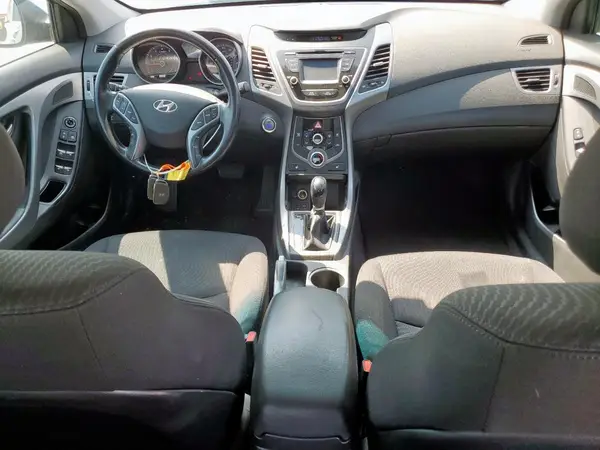 KMHDH4AE7GU546028 2016 HYUNDAI ELANTRA - Image 8