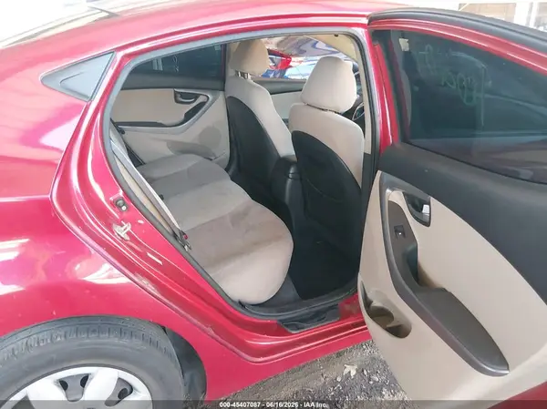 KMHDH4AE7GU557580 2016 HYUNDAI ELANTRA - Image 8