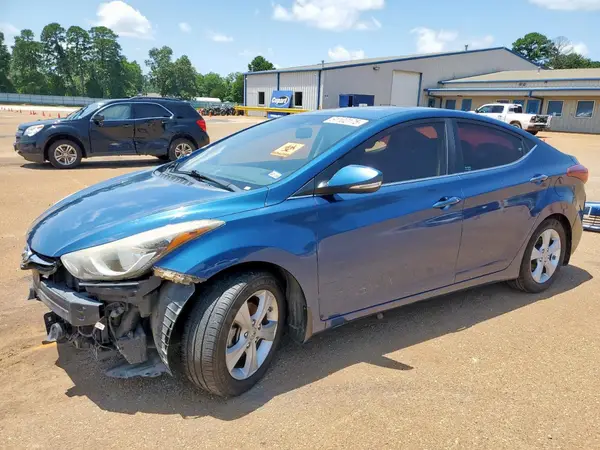 KMHDH4AE7GU564643 2016 HYUNDAI ELANTRA - Image 1