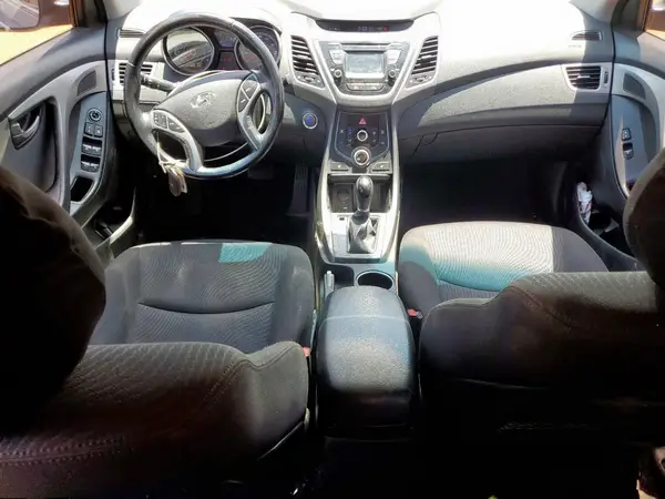 KMHDH4AE7GU564643 2016 HYUNDAI ELANTRA - Image 8
