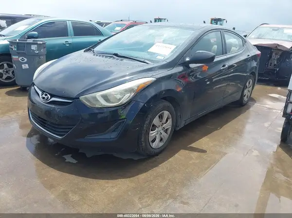 KMHDH4AE7GU575559 2016 HYUNDAI ELANTRA - Image 2