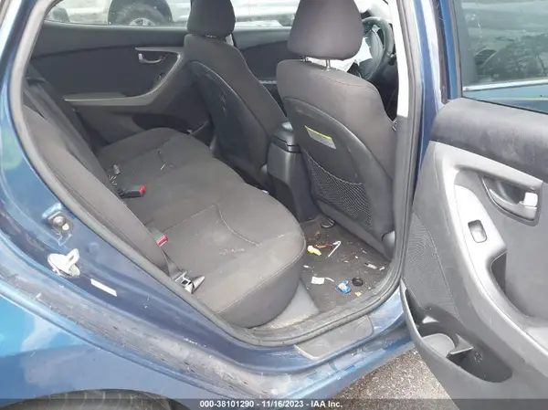 KMHDH4AE7GU582625 2016 HYUNDAI ELANTRA - Image 8