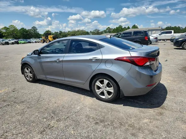 KMHDH4AE7GU585332 2016 HYUNDAI ELANTRA - Image 2
