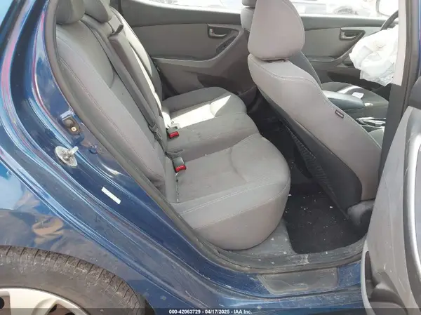 KMHDH4AE7GU587887 2016 HYUNDAI ELANTRA - Image 8