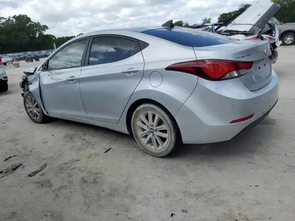 KMHDH4AE7GU589882 2016 HYUNDAI ELANTRA - Image 2
