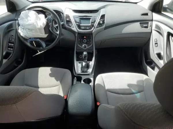 KMHDH4AE7GU589882 2016 HYUNDAI ELANTRA - Image 8
