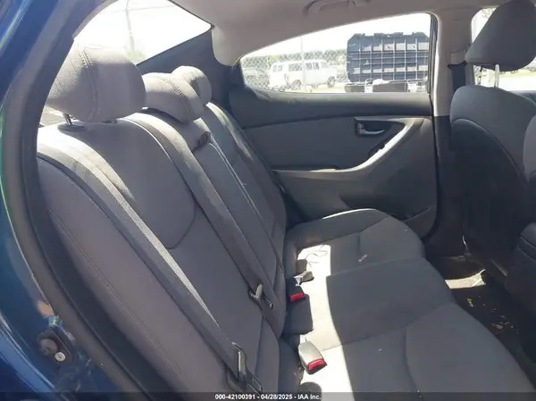 KMHDH4AE7GU600914 2016 HYUNDAI ELANTRA - Image 8